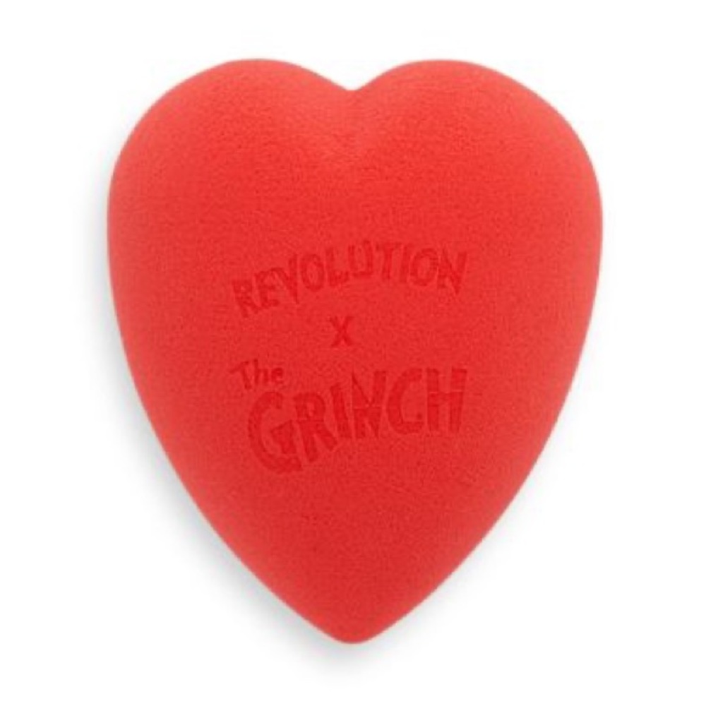 🆕 Makeup Revolution x The Grinch - Whoville Heart Beauty Sponge
